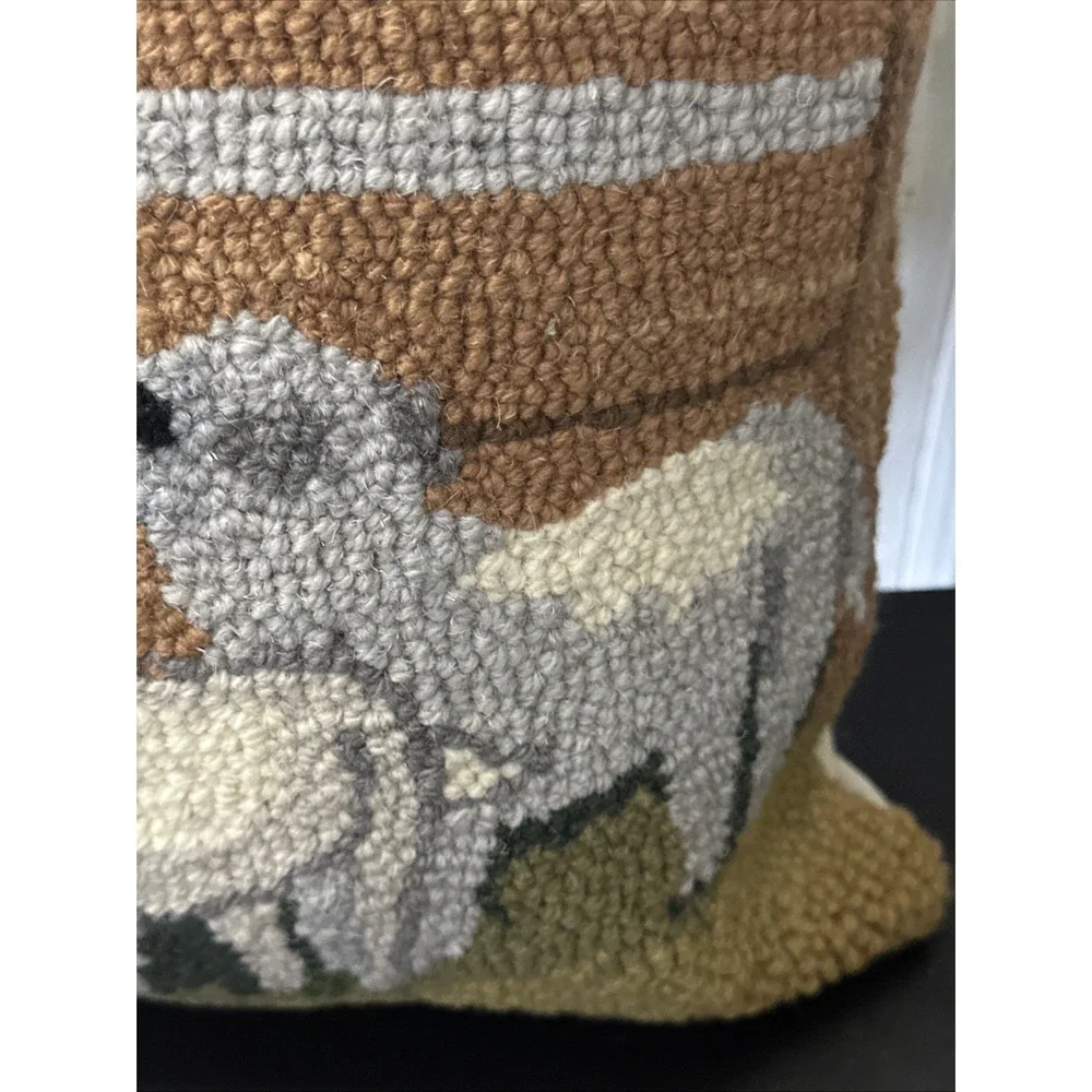 Susan Winget Wool Hook 16x20‎ Nativity Scene Pillow Soft Side